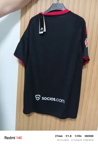 Camiseta FC Barcelona x Kobe Bryant Beige y más..