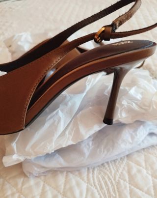 Zapatos Zara efecto satinado marrones