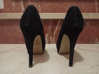 Scarpe col tacco nere da donna
