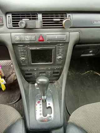 Audi A6 Allroad 2003