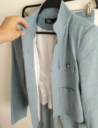 Traje Zara azul chaqueta y pantalón