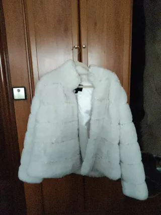Chaqueta Piel Sintética Blanca