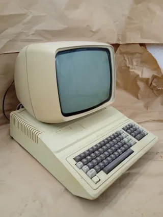 Ordenador Retro Datalec 1131 (Clon del Apple II)