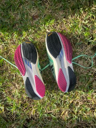 Zapatillas Adidas Adizero Boston 11 Verde/Rosa