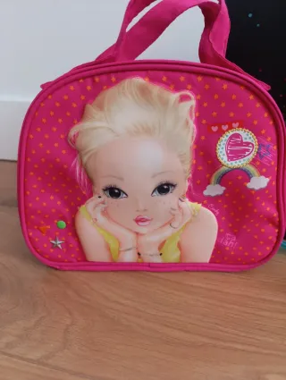 Lote TopModel: Neceser, Archivador y Borrador