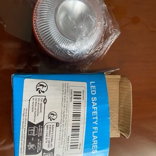 2 luces magnética a pilas naranja y transparente