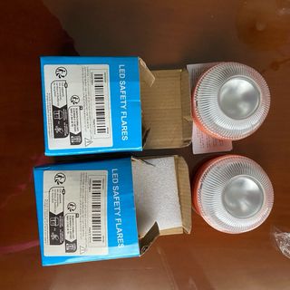 2 luces magnética a pilas naranja y transparente