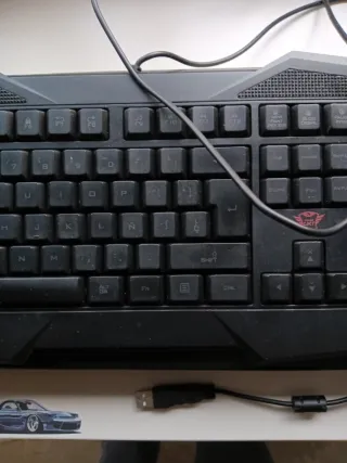 Teclado Gamer Trust GXT