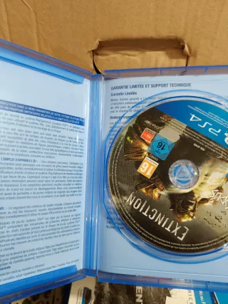 Extinction PS4 (PlayStation 4) Modus Games