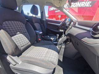 SIN ENTRADA! MG ZS 2022 66000KM! 1.5