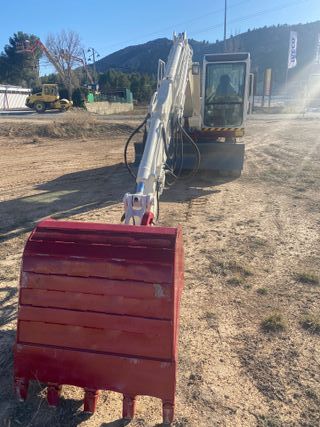 Excavadora Takeuchi TB175