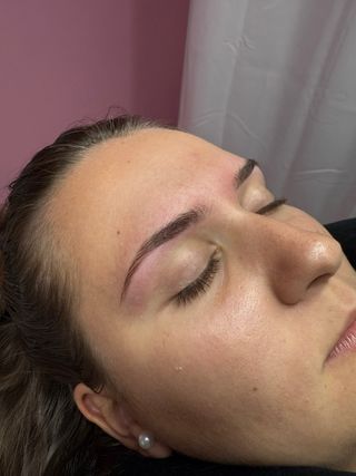 Depilación de cejas profesional