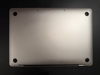 MacBook Pro 13” (2017). Plata.