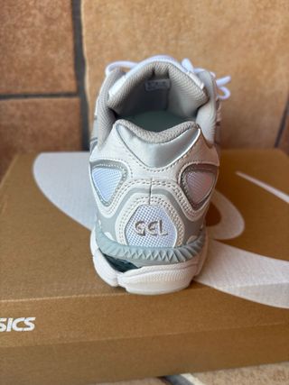 Asics Gel-NYC Plata/Blanco