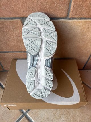 Asics Gel-NYC Plata/Blanco
