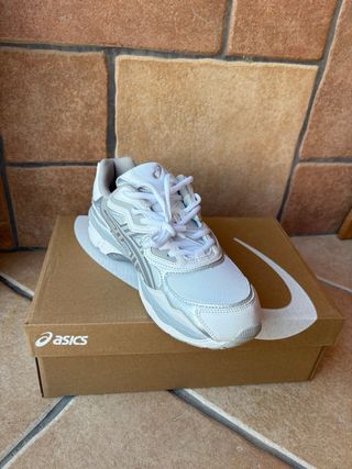 Asics Gel-NYC Plata/Blanco