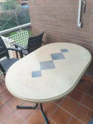 Mesa de terraza ovalada madera y metal