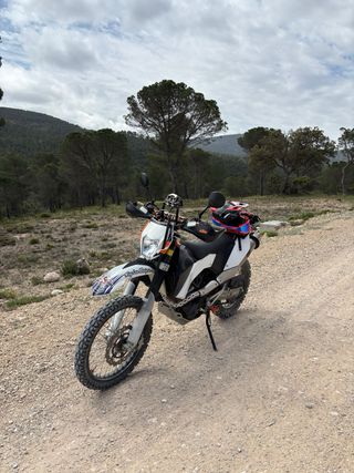 KTM 690 Enduro 2008