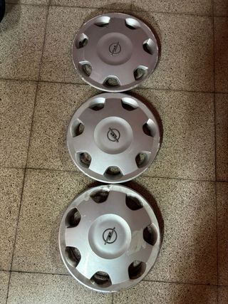 Tapacubos Opel Corsa 14 (3 unidades)