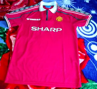 Vendo Camiseta fútbol inglés M nueva con etiquetas