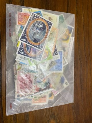 250 sellos extranjeros diferentes