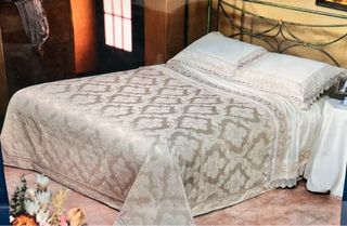 Completo letto matrimoniale beige/bianco