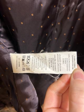 Abrigo Carolina Herrera con capucha pelo de conejo