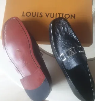 Mocassini Louis Vuitton neri coccodrillo