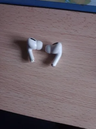 Funda AirPods Apple Blanca