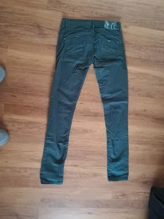 Tejanos mujer verde botella