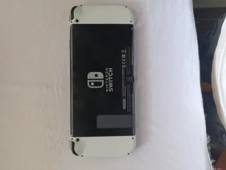 Nintendo Switch completa + Dock + Joy-Con blancos