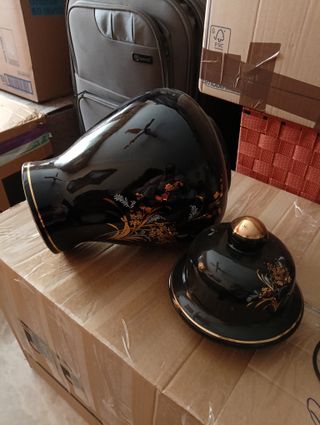 Jarrón Tibor Cerámica Negro y Dorado