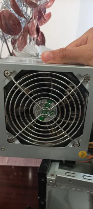 Fuente de Alimentación ATX 450W Skate