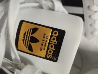 Adidas Superstar Talla 44 Blancas y Negras