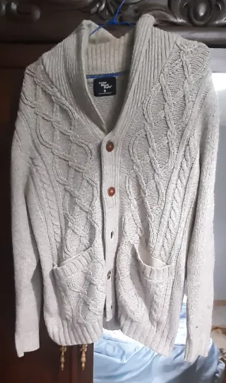 Lote de ropa de hombre/chico.