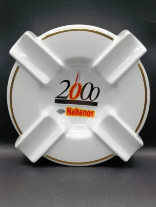 Cenicero coleccionable Habanos 2000