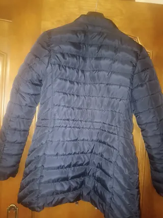 Abrigo acolchado negro mujer