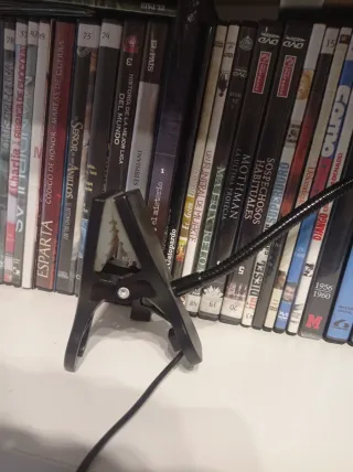 Lámpara LED Portátil con Pinza