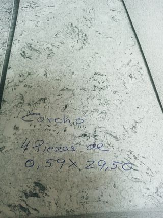 Baldosas de corcho natural barnizadas