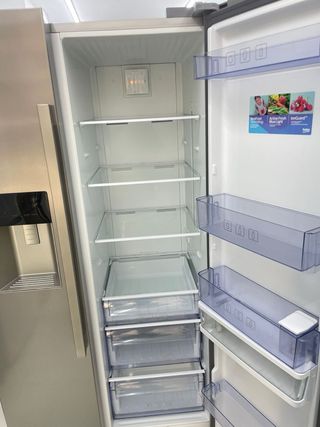 Nevera Beko Americana