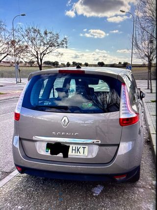 Renault Grand Scenic -- 7plazas