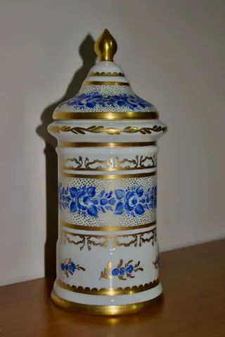 Vaso da farmacia in porcellana decoro in oro