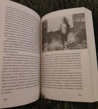 Fuego y Sangre (Canción de hielo y fuego): 300 ...