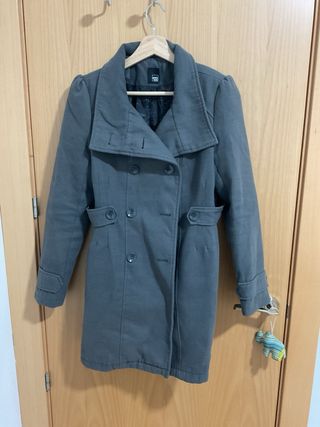 Abrigo gris mujer