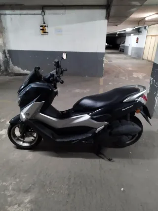Yamaha NMAX 125 Scooter. 9500km. PRECIO NEGOCIABLE