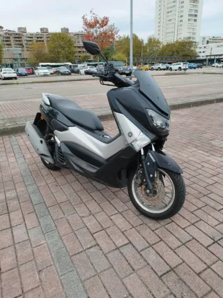 Yamaha NMAX 125 Scooter. 9500km. PRECIO NEGOCIABLE