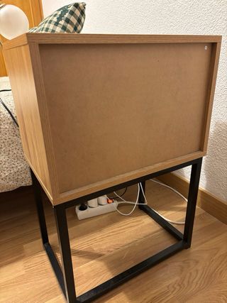 Comodino Maison du Monde in legno e metallo