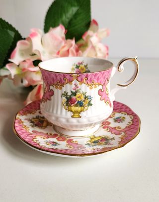 Taza y platillo porcelana inglesa