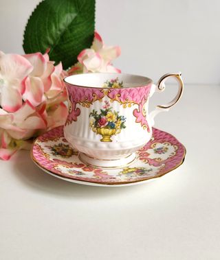 Taza y platillo porcelana inglesa