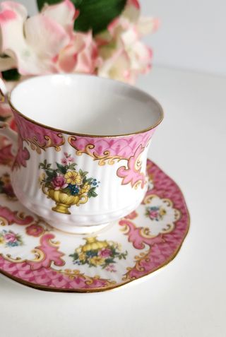 Taza y platillo porcelana inglesa